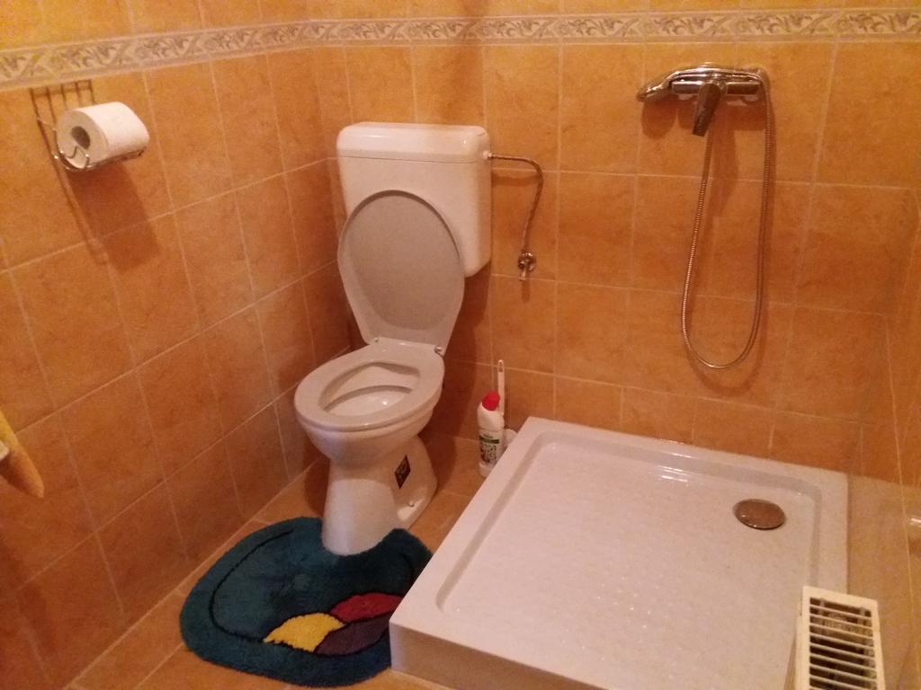Orban Vendeghaz Guest House Kovagoors Bagian luar foto