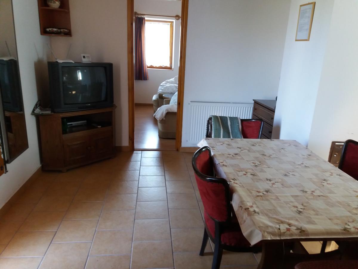 Orban Vendeghaz Guest House Kovagoors Bagian luar foto